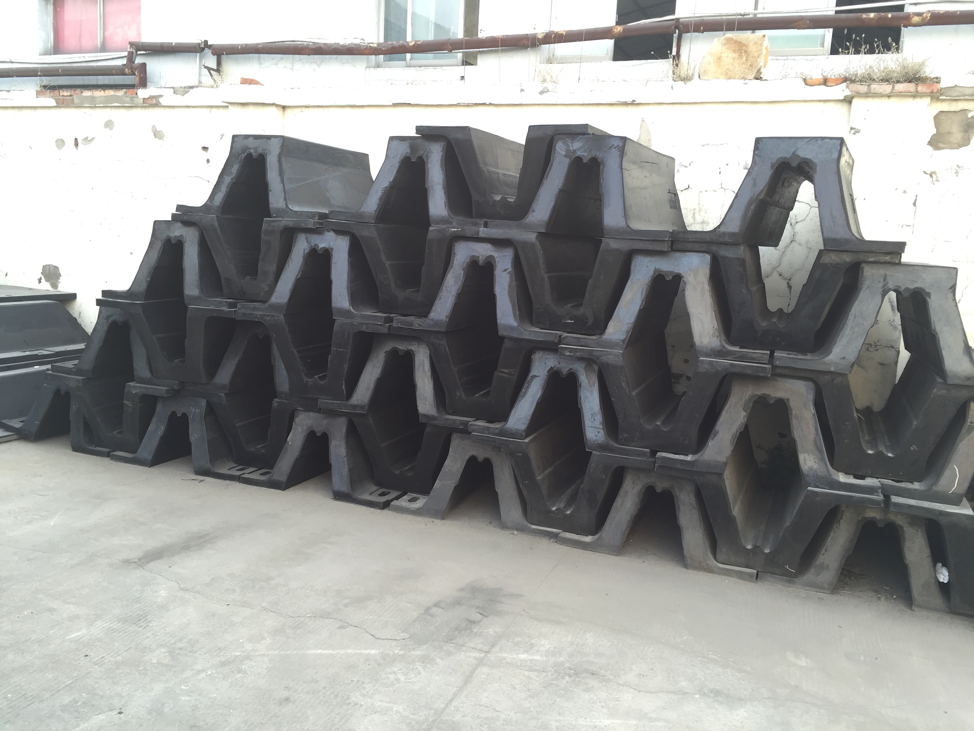 SA(DA)型橡膠護(hù)舷