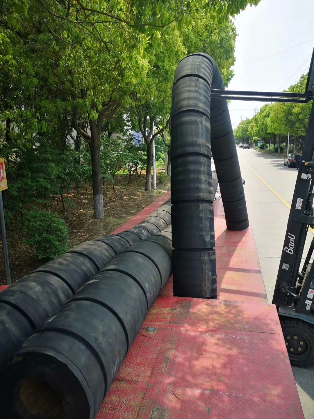 Y圓筒型橡膠護舷