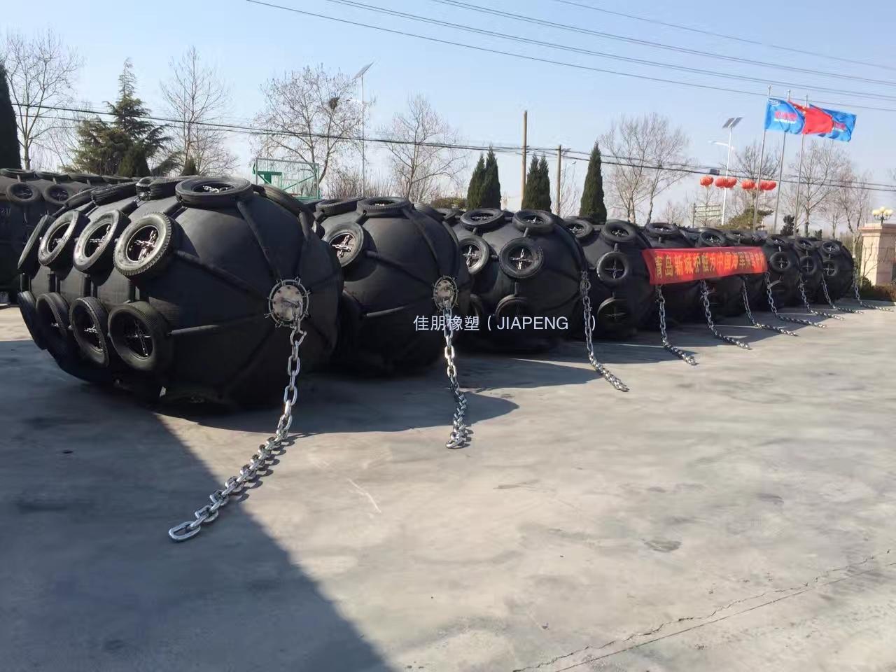 漂浮型橡膠護舷（橡膠氣囊）